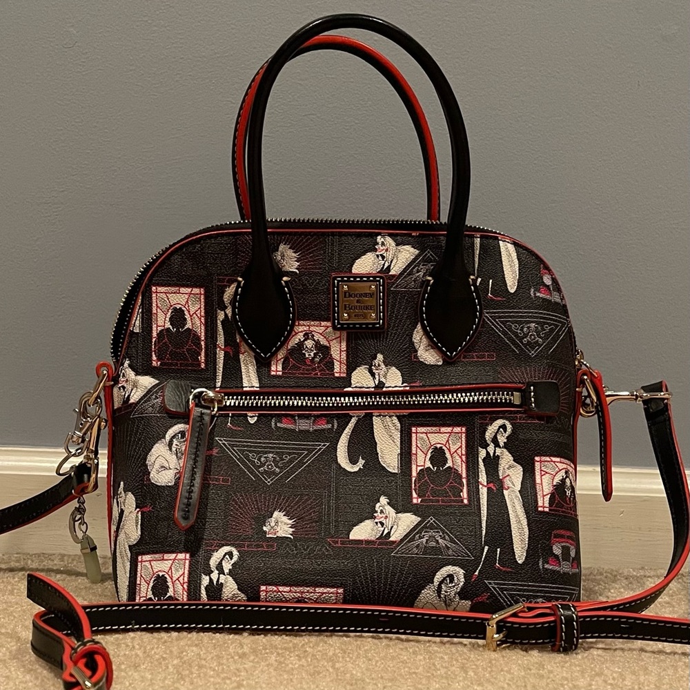 Dooney & Bourke Cruella De Vill purse (Brand new!!)